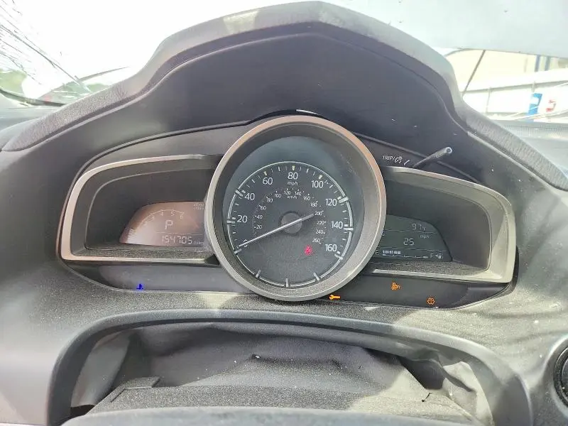 2018 MAZDA 3 TOURING  