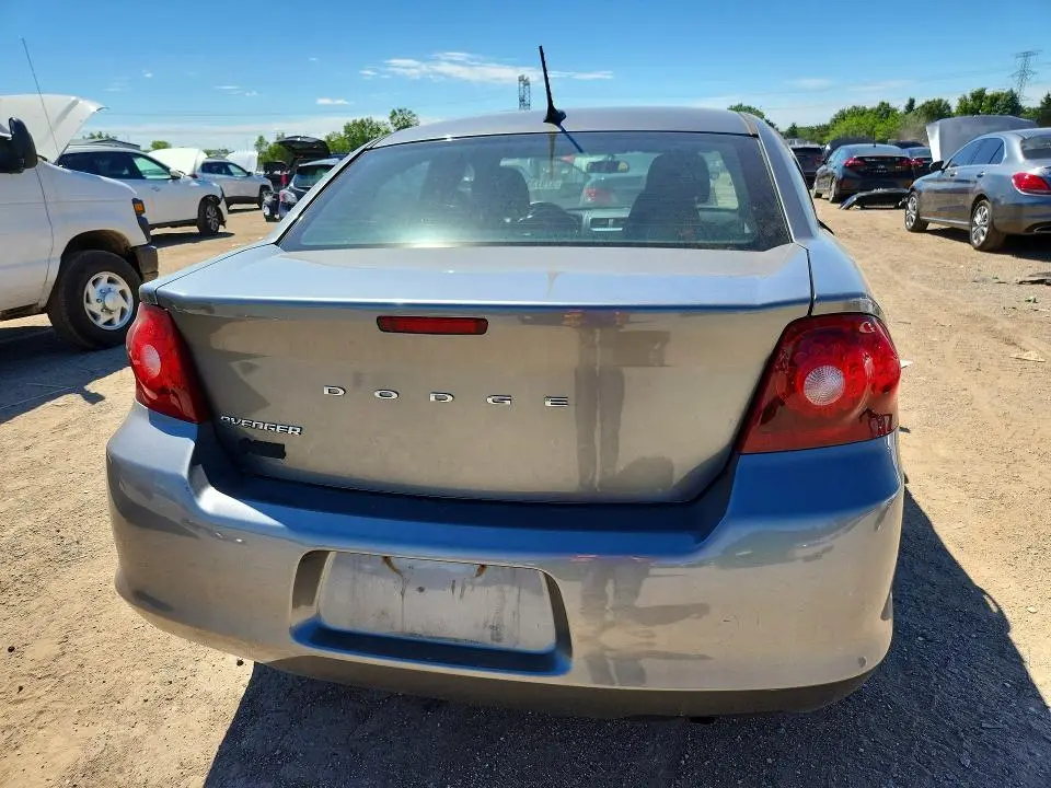 2013 DODGE AVENGER SE  