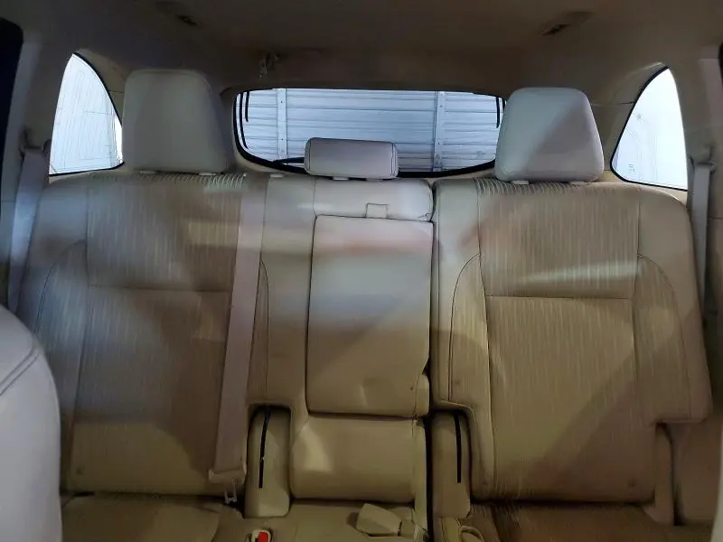 2014 TOYOTA HIGHLANDER LE PLUS  