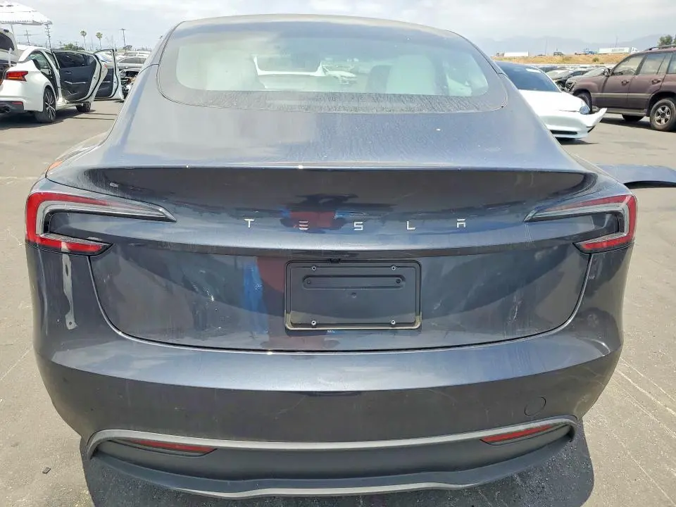 2025 TESLA MODEL 3   