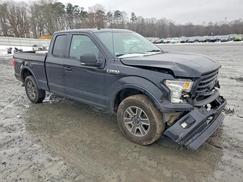 2017 FORD F150 SUPER CAB  