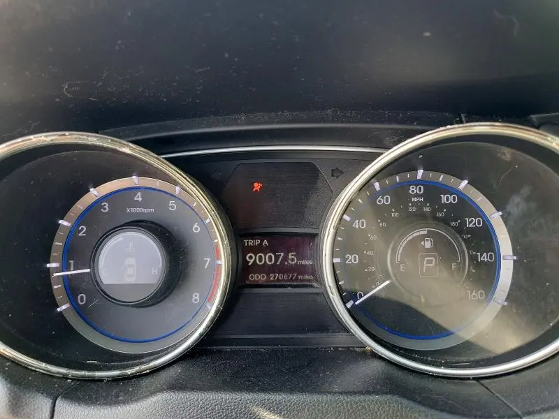 2011 HYUNDAI SONATA SE  