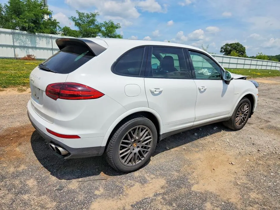 2017 PORSCHE CAYENNE SE HYBRID PLATINUM  