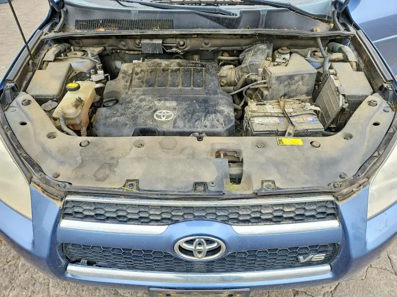 2011 TOYOTA RAV4 LIMITED  