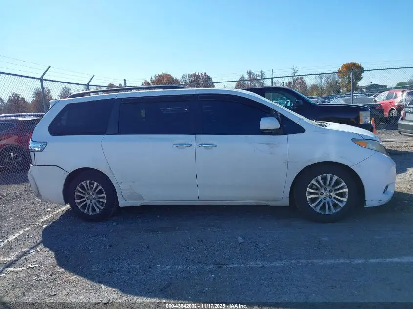 2011 TOYOTA SIENNA XLE V6