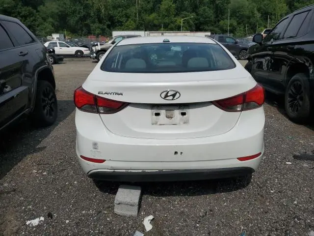 2016 HYUNDAI ELANTRA SE  