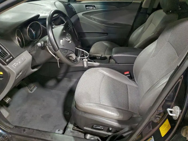 2012 HYUNDAI SONATA SE  