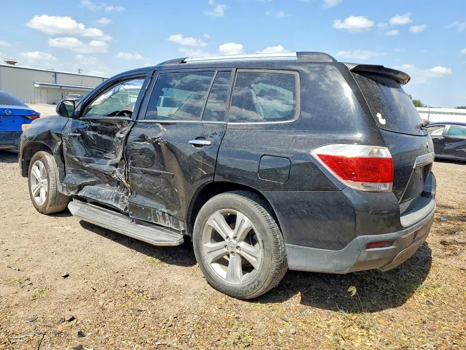 2013 TOYOTA HIGHLANDER LIMITED  