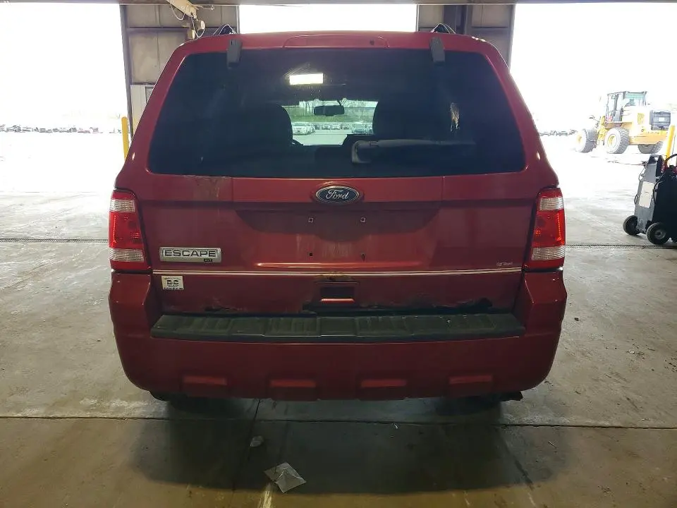 2011 FORD ESCAPE XLT  