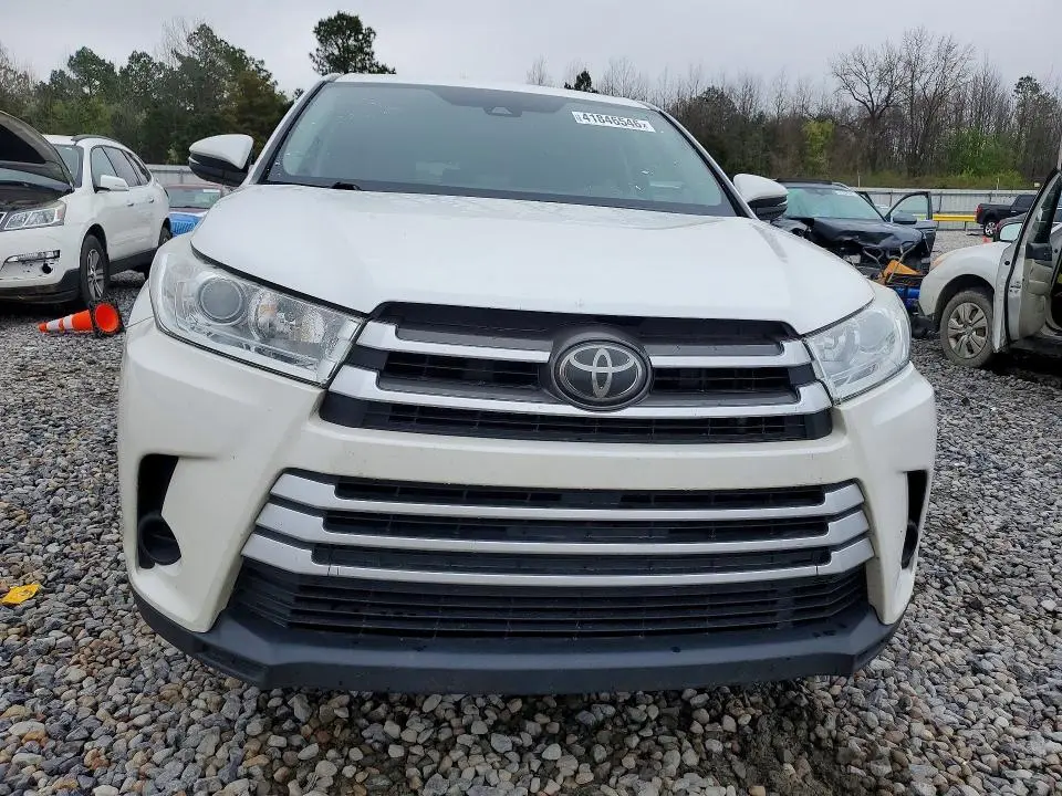 2018 TOYOTA HIGHLANDER LE  
