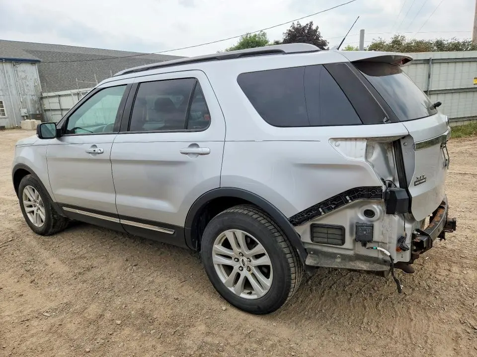 2019 FORD EXPLORER XLT  