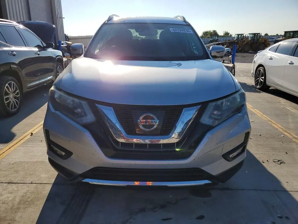 2019 NISSAN ROGUE SL  