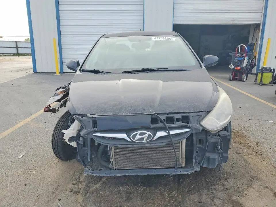 2012 HYUNDAI ACCENT GLS  