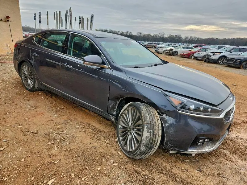 2019 KIA CADENZA LUXURY  