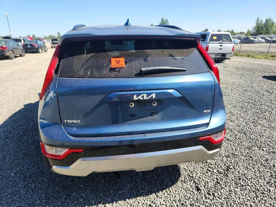 2023 KIA NIRO EX  