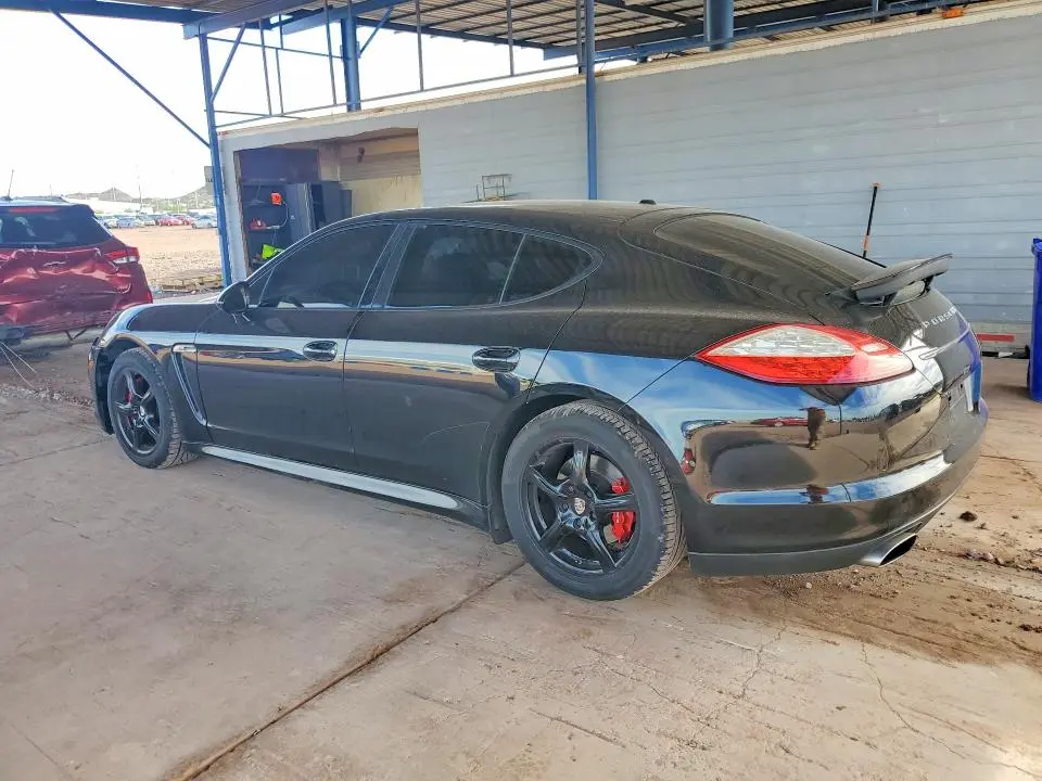2013 PORSCHE PANAMERA 2  