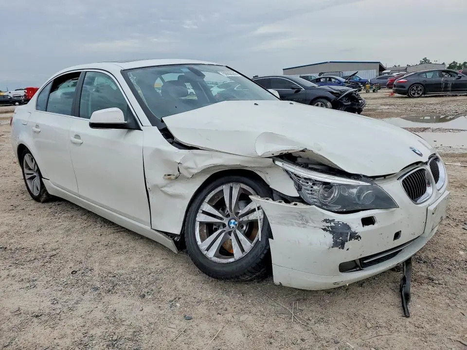 2010 BMW 528 I  