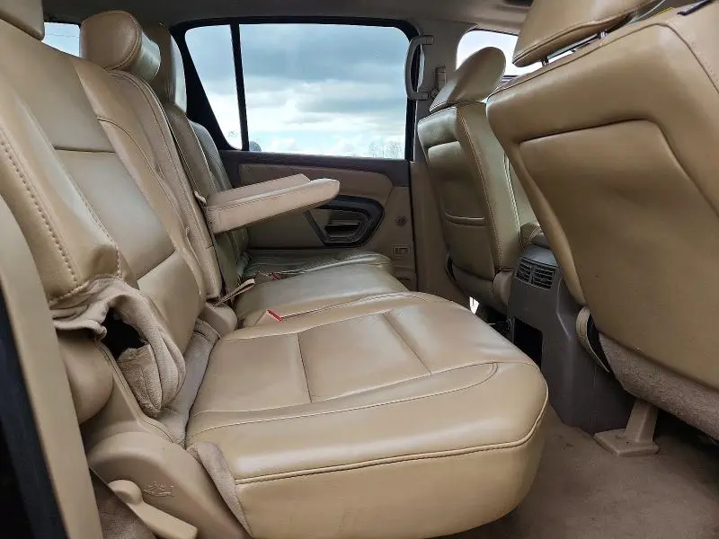 2015 NISSAN ARMADA SL  