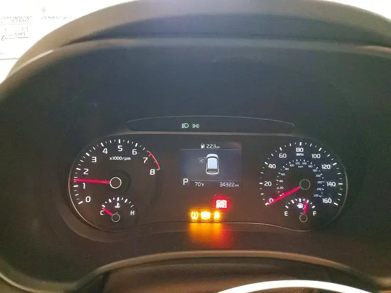 2022 KIA SOUL LX  