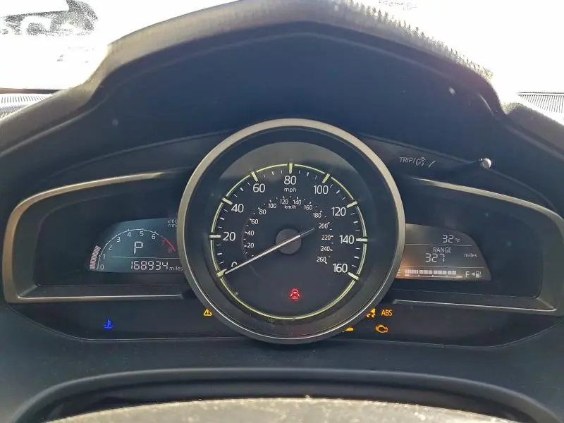 2017 MAZDA 3 TOURING  