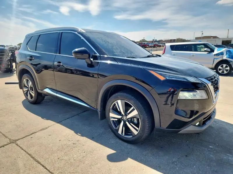 2021 NISSAN ROGUE SL  