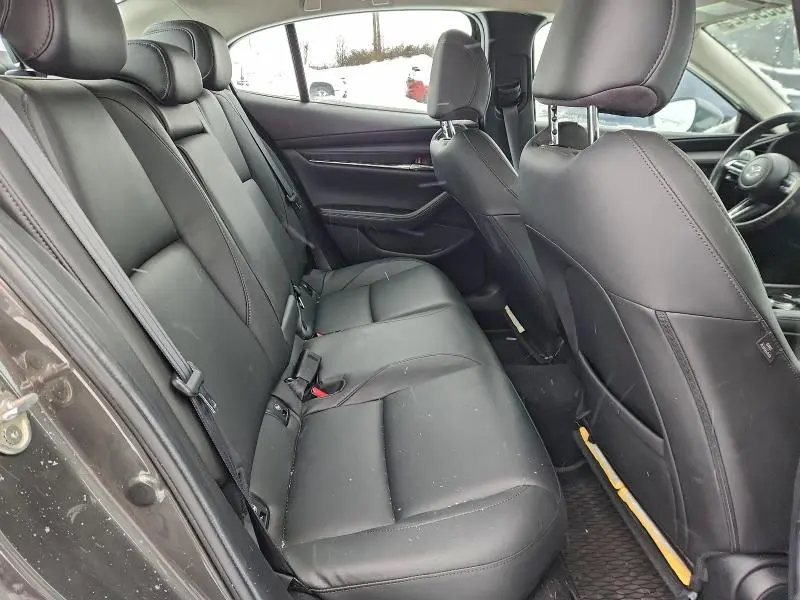 2021 MAZDA 3 PREFERRED  