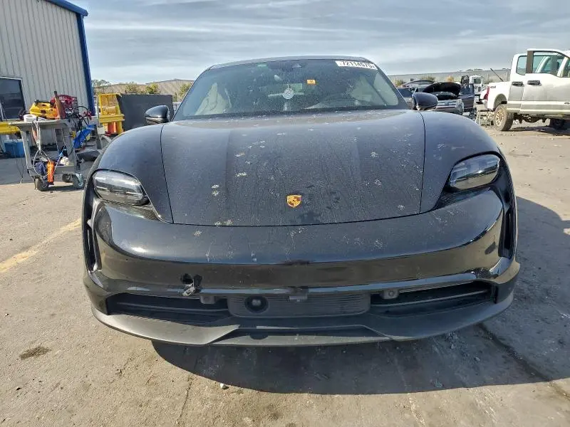 2022 PORSCHE TAYCAN   