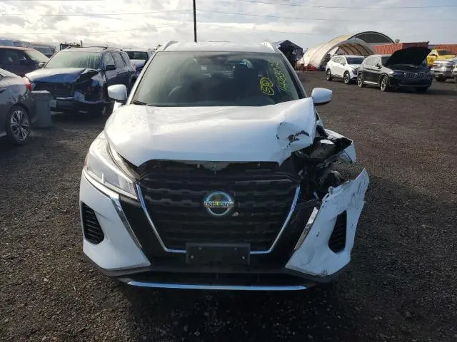 2021 NISSAN KICKS SV