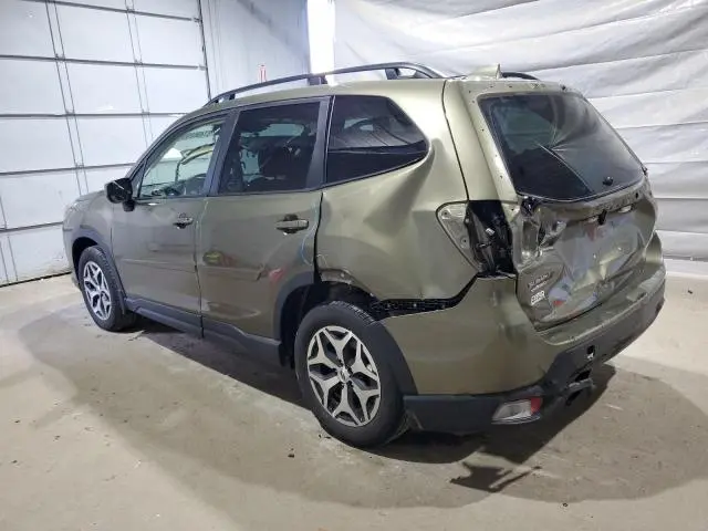 2022 SUBARU FORESTER PREMIUM  