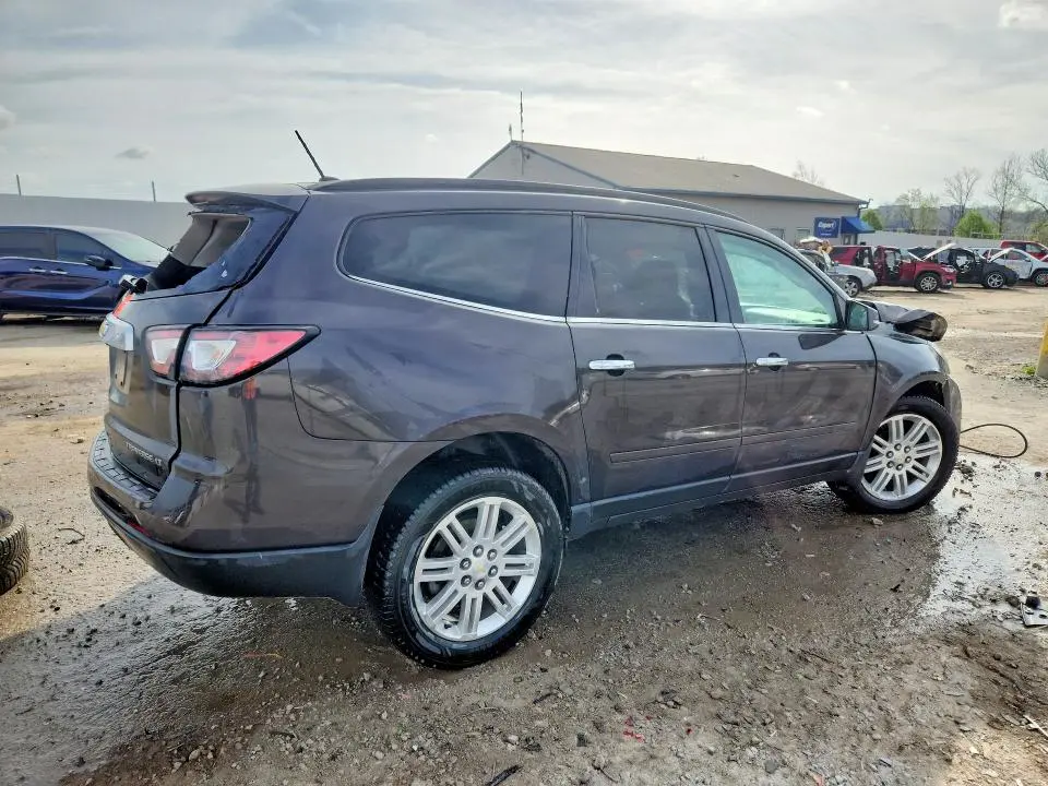2013 CHEVROLET TRAVERSE LT  