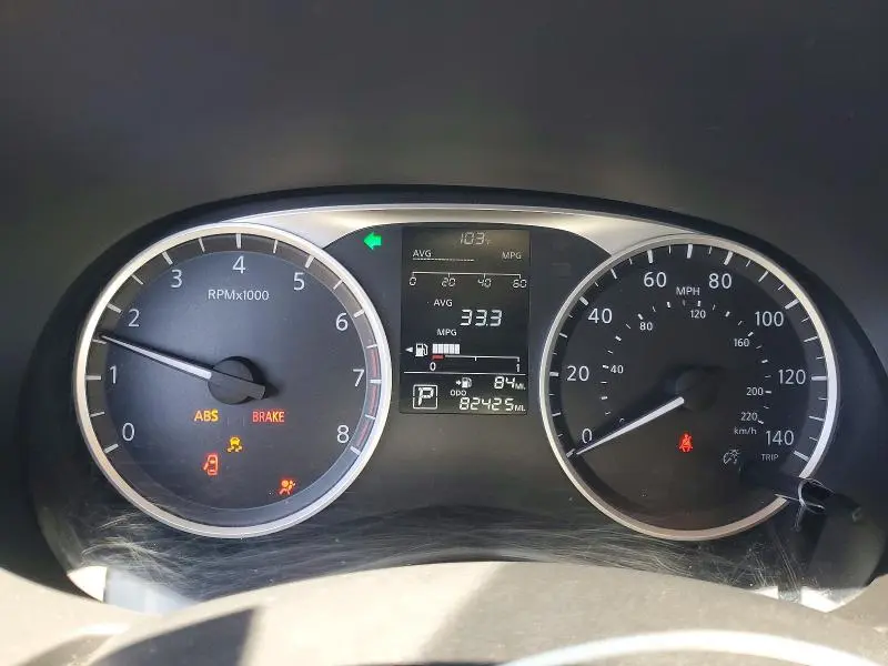 2019 NISSAN KICKS S  