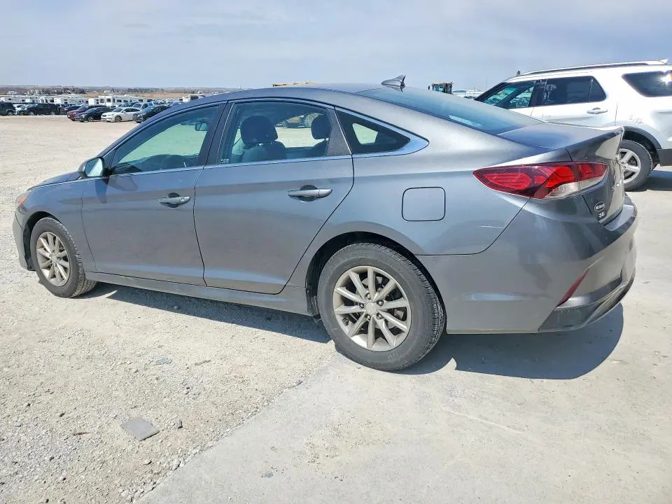 2018 HYUNDAI SONATA SE  