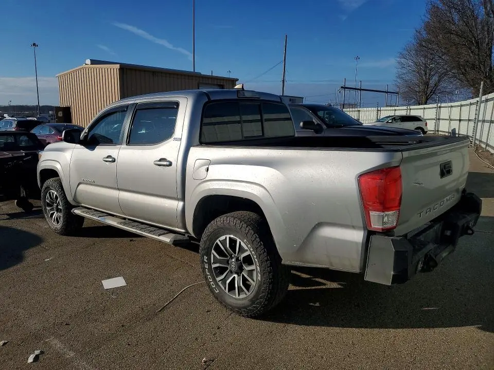 2017 TOYOTA TACOMA SR  