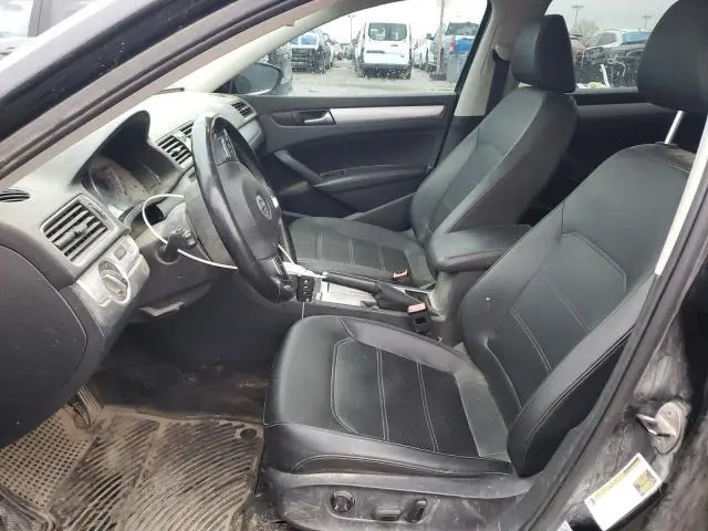 2012 VOLKSWAGEN PASSAT SE  