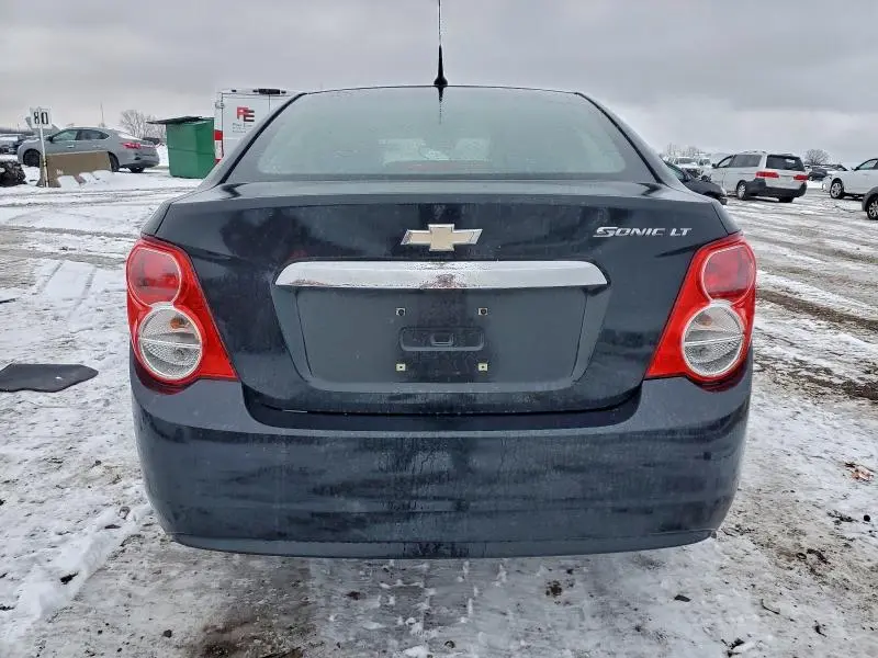 2013 CHEVROLET SONIC LT  