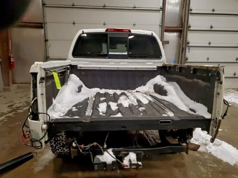 2016 NISSAN FRONTIER S  