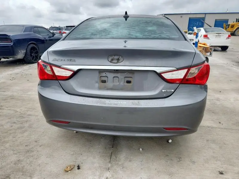 2011 HYUNDAI SONATA SE  