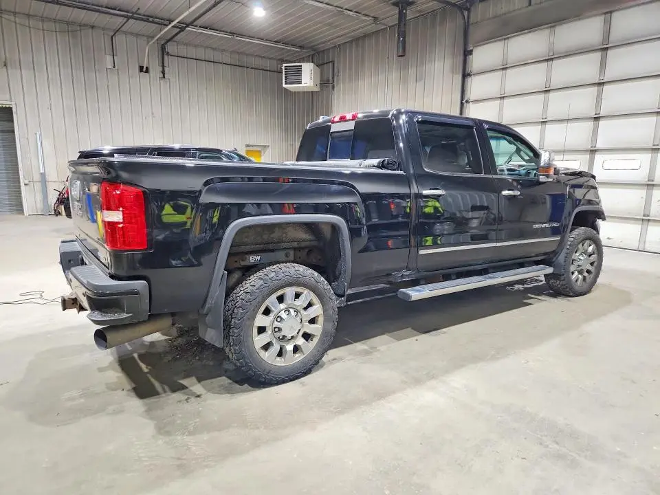 2019 GMC SIERRA K2500 DENALI  