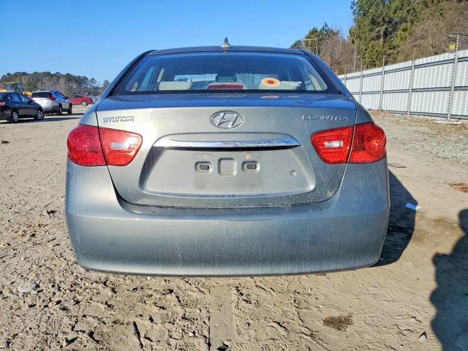 2010 HYUNDAI ELANTRA BLUE  