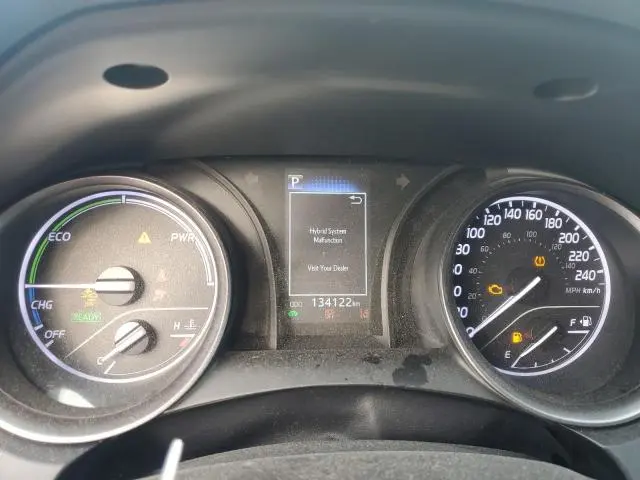 2022 TOYOTA CAMRY XLE  