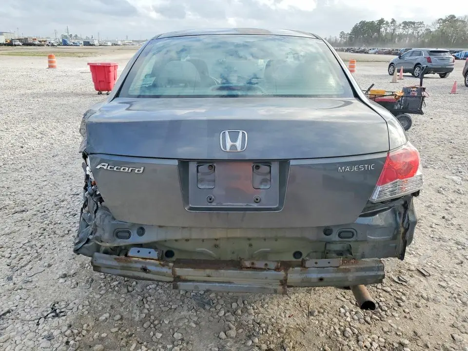 2010 HONDA ACCORD LX  