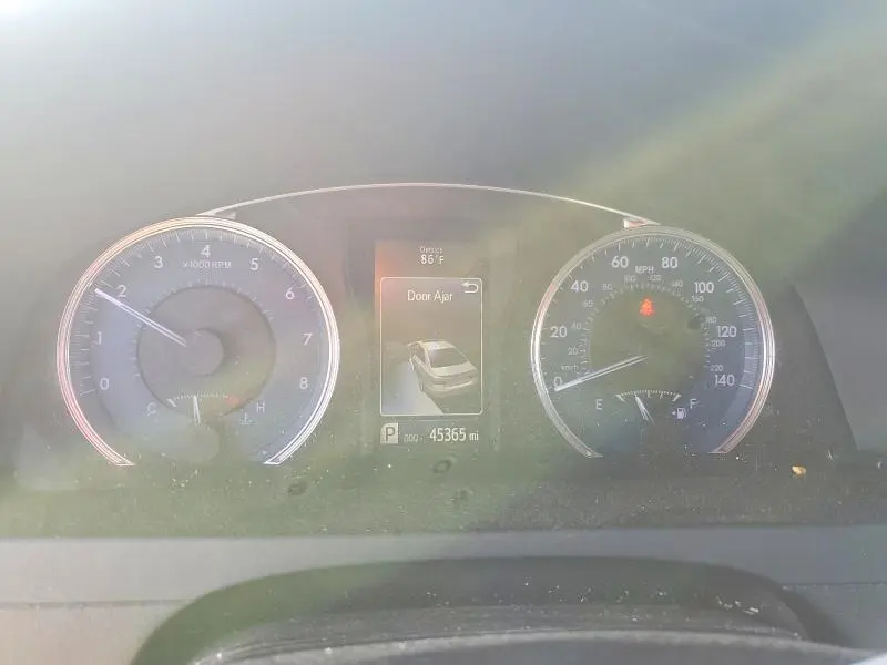 2017 TOYOTA CAMRY LE  