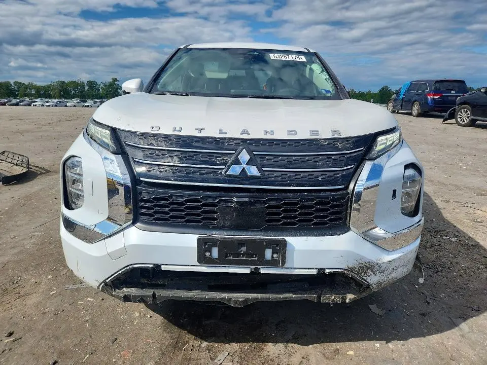 2023 MITSUBISHI OUTLANDER ES  