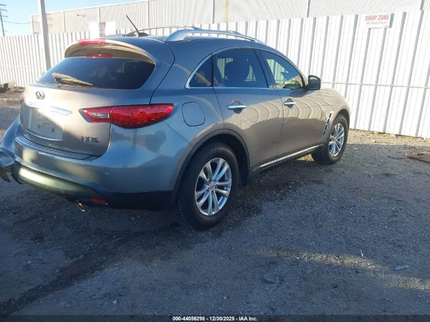 2011 INFINITI FX35  