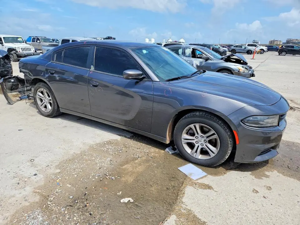 2019 DODGE CHARGER SXT  