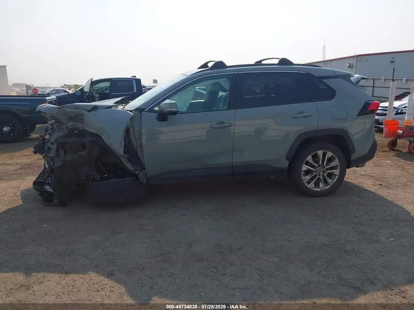 2022 TOYOTA RAV4 XLE PREMIUM