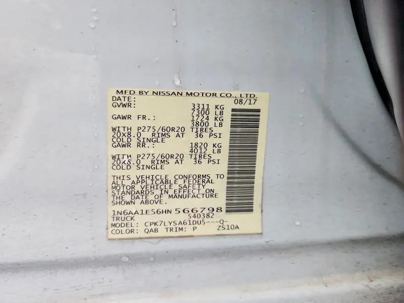 2017 NISSAN TITAN SV  