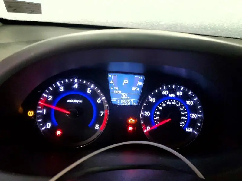 2014 HYUNDAI ACCENT GLS  