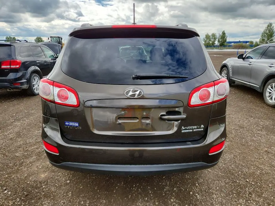 2011 HYUNDAI SANTA FE GLS  