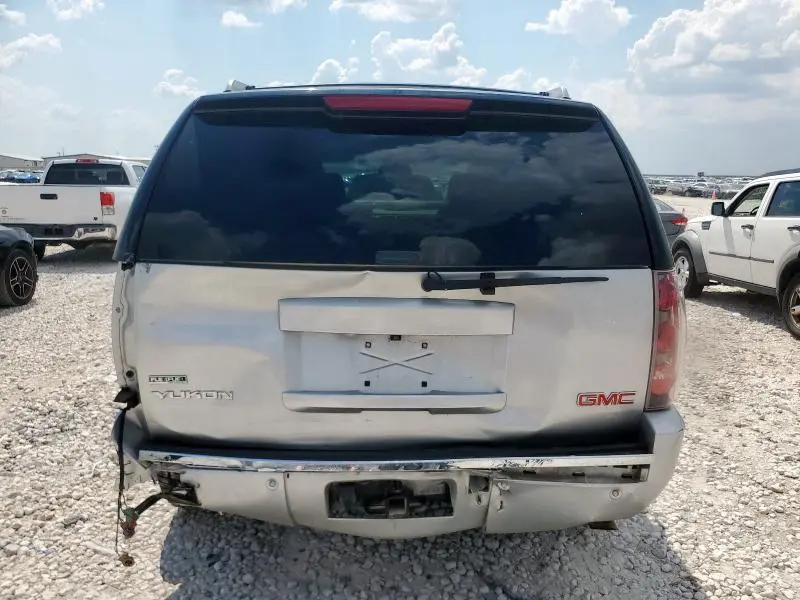 2012 GMC YUKON DENALI  